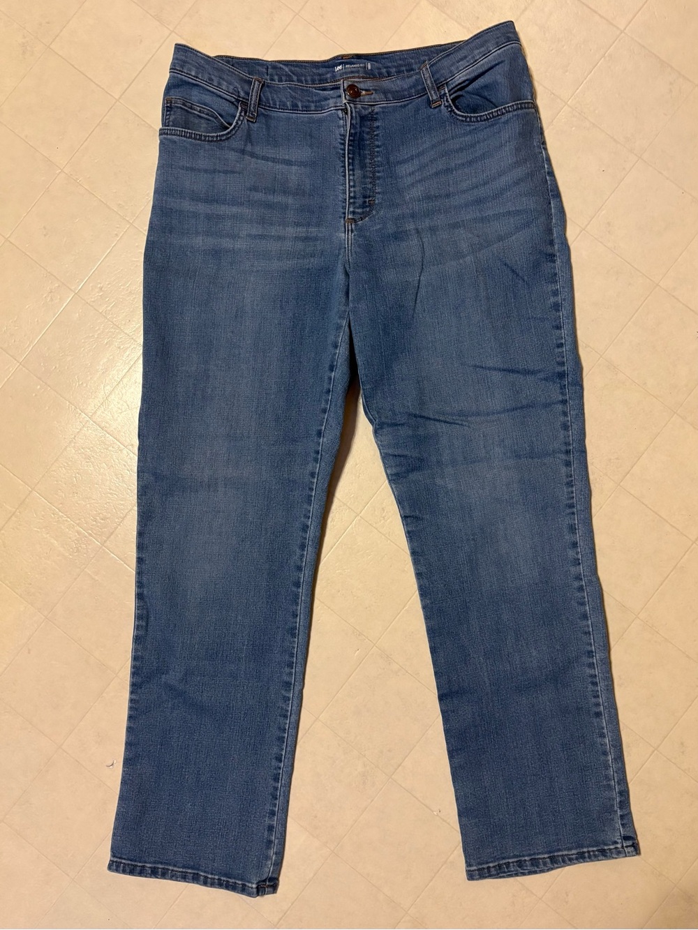 Lee Relaxed Fit Straight Leg Mid Rise Size 14 Medium Jeans